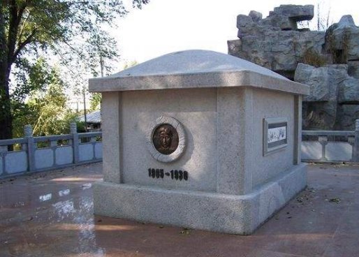 巾帼英雄赵一曼:后代不拿一分烈士抚恤金,近百