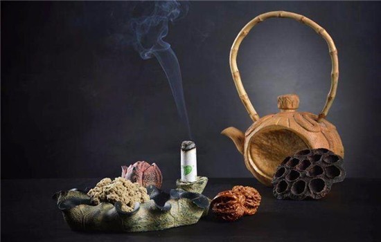 眼睛哭肿了 怎么快速消肿