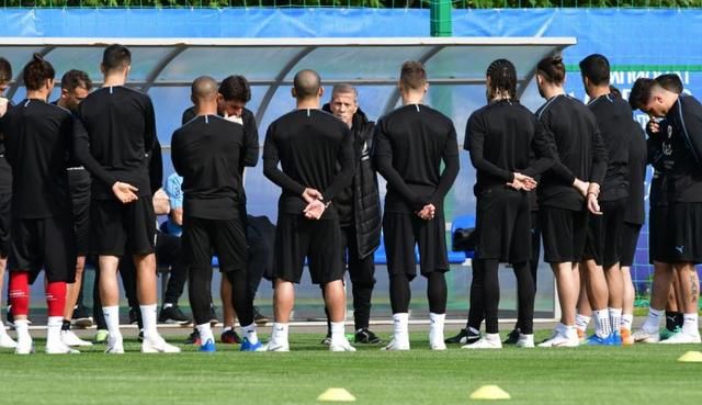 乌拉圭世界杯主力阵容曝光:苏牙配卡瓦尼 尤文