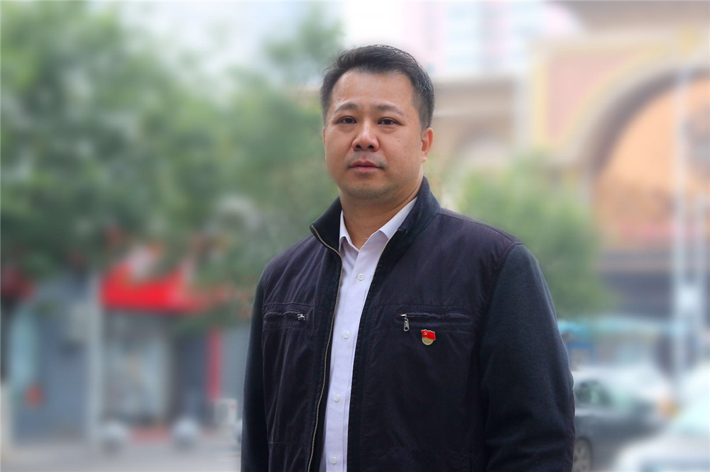 【新时代 新气象 新作为】王晓山下乡记:从企业到乡村 变的是角色不变是热情 【新时代 新气象 新作为】王晓山下乡记:从企业到乡村 变的是角色不变是热情