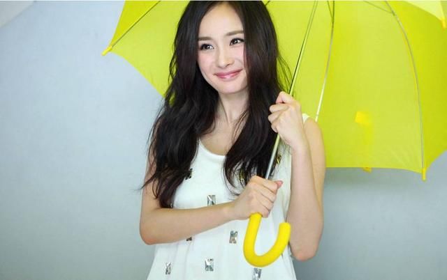 主播王者荣耀排位偶遇杨幂多次逼问是否本人,