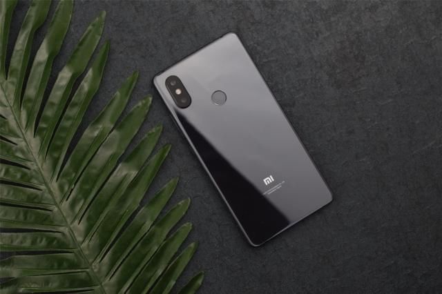 骁龙710全球首发,小米8SE今日隆重登场,火热