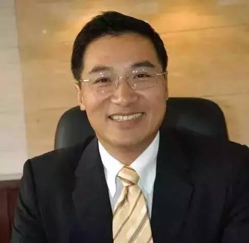 曹德旺有三个子女，为什么接班人偏偏是他?