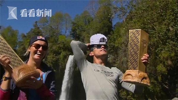 视频|2017红牛悬崖跳水大赛落幕 数十米高跳台