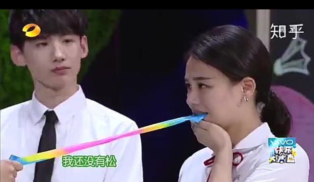 林允杨幂不敌关晓彤扇脸扯衣,弹哭马思纯解内