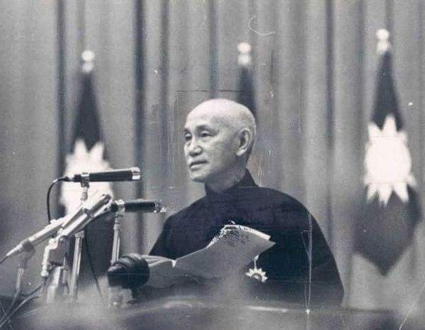 此国要加入联合国,美国和苏联都同意,蒋介石怒