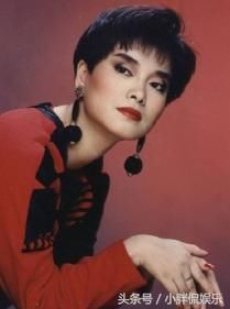 曾是歌坛一姐,却因两次偷税漏税远走异乡,今现