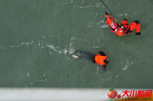 10月4日5时48分，北海救助局接天津搜救中心信息：“辽绥渔35462”在曹妃甸东24海里处沉没，8人失踪。