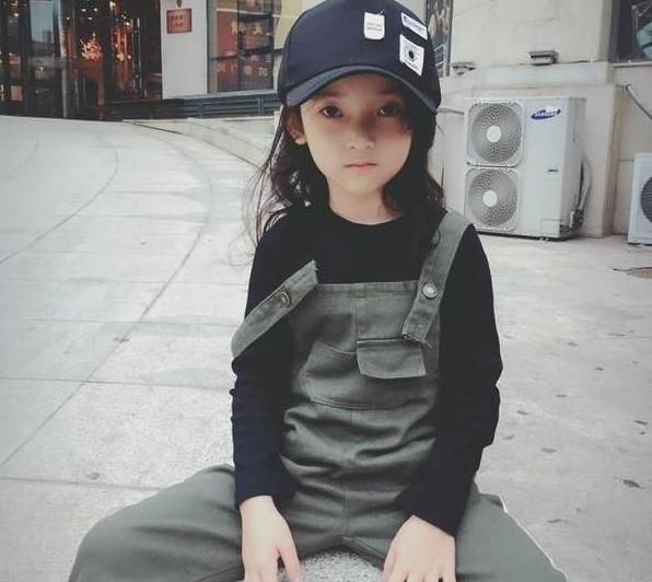 戚薇女儿1岁时被骂长得太丑,长开之后,越大越