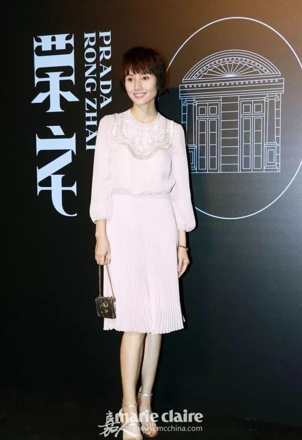 美人在骨不在皮,优雅自信的袁泉把人生活出了