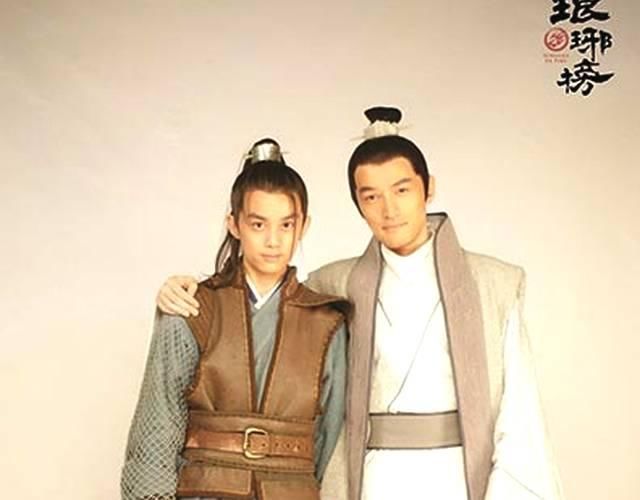 被撒贝宁调侃身高,王俊凯机智回应,除了他最让