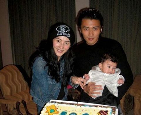 张柏芝道出离婚原因不是因为飞机合影事件,而