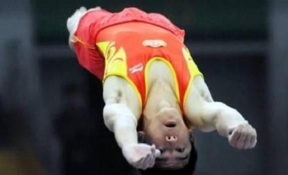 26岁蝉联世界冠军却无缘奥运,29岁获刑10年?