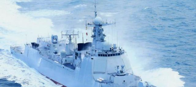 中国海军的骄傲055驱逐舰命名台北舰,在台湾