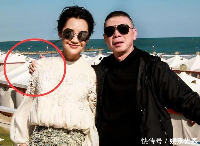 冯小刚最想删掉的5张照片,徐帆看了什么感受!