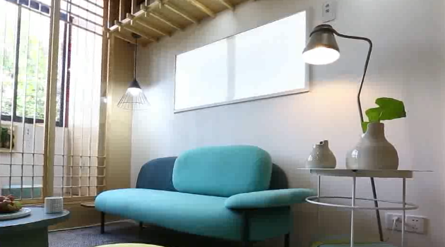 首届中国全媒体公益年会:暖暖的新家-35平米上海老房惊喜变身”四层园林别墅“ 首届中国全媒体公益年会:暖暖的新家-35平米上海老房惊喜变身”四层园林别墅“