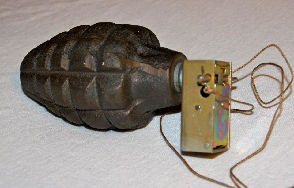 最阴毒的武器,逼得美军士兵疯狂扫射队友,连儿童都不放过!