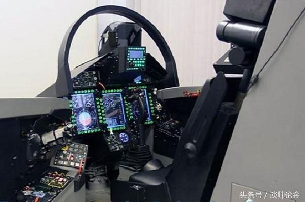 库兹涅佐夫号不如辽宁舰的关键:苏33差歼15太