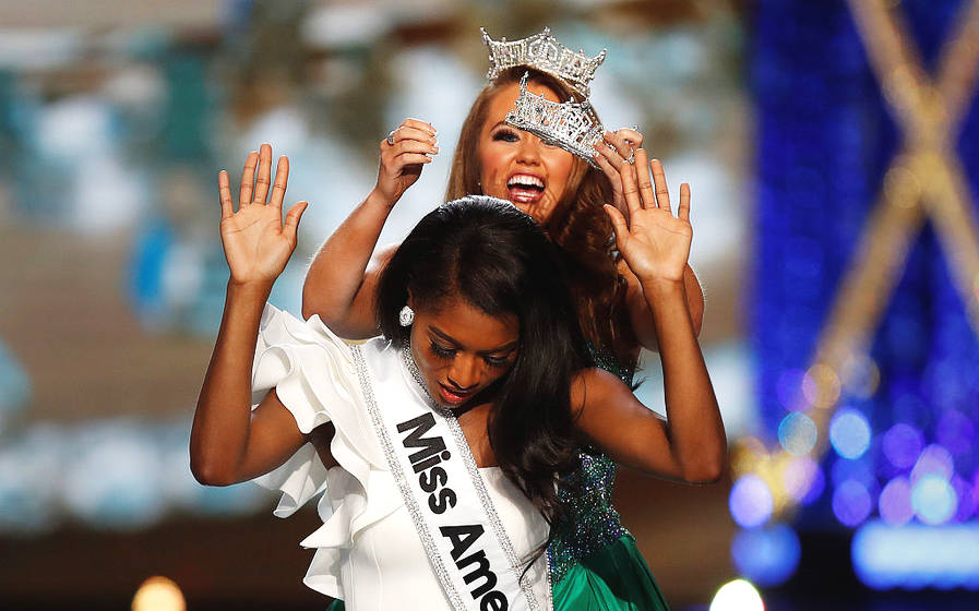 美国小姐选美大赛 纽约小姐摘桂冠