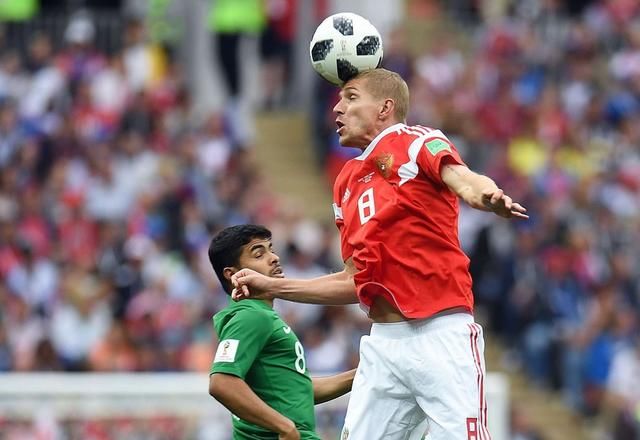 俄罗斯世界杯首球诞生!球迷总统普京与沙特领