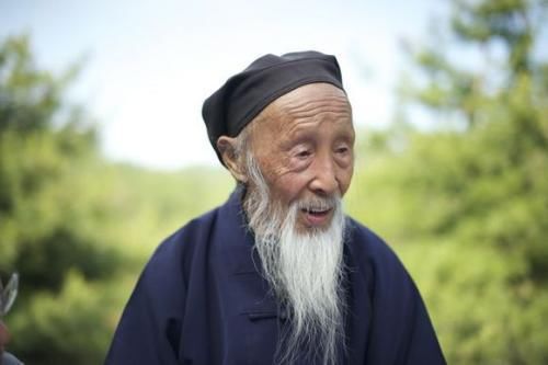 道士施法,把败家子和状元郎换了胎,二十年后,结果却恰恰相反