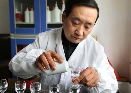 为什么我们和日本人喝不惯彼此的白酒?53度真