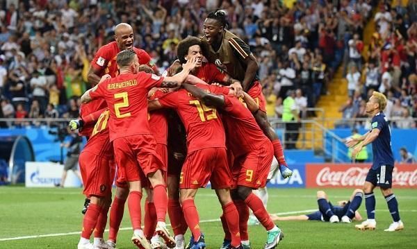 比香港还小的国家杀入世界杯四强!10年从排名