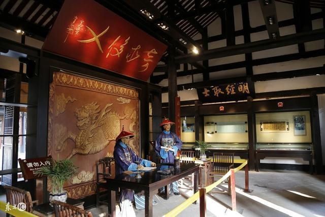 古代举人和秀才的地位和待遇有什么区别?