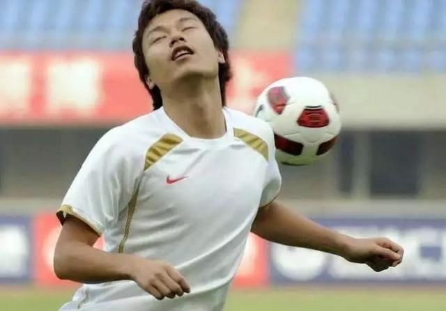 中国男足:踢球可能不好,但搞笑我们是认真的-像