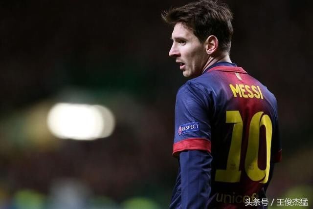 世界杯:看2018世界杯,居然想起了罗纳尔多,顺便