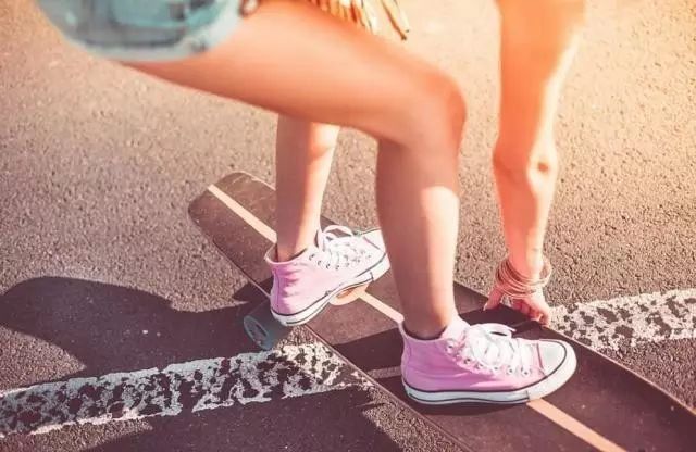 手上有点闲钱,用来投资什么比较好?