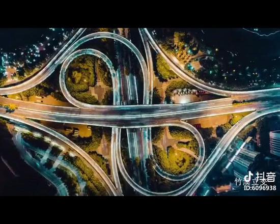 南宁变身网红城市火了 赢得数万网友点赞