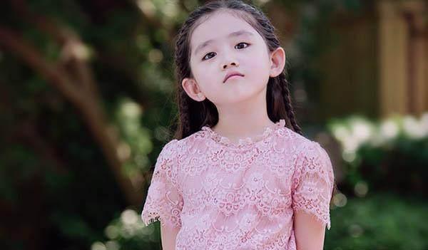 娱乐圈中的小萝莉,十足的小戏骨啊!