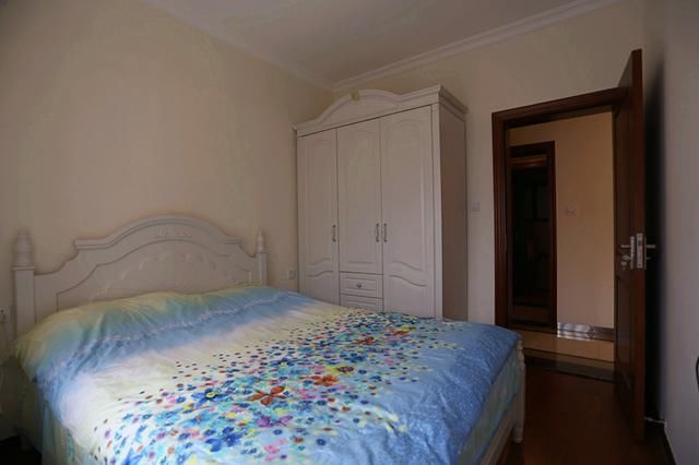 装修花光家底,为省钱无奈网购全屋家具,乔迁那