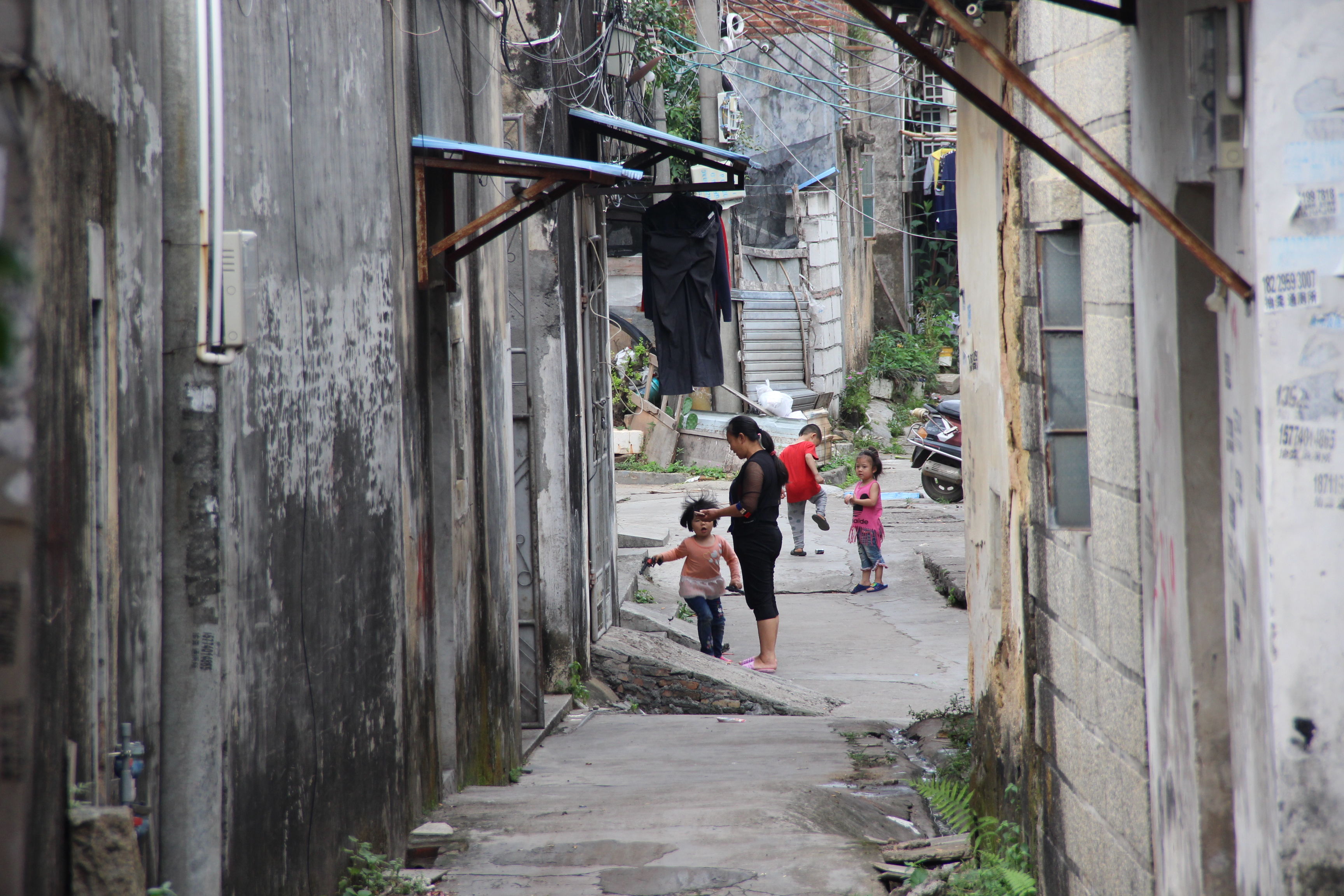 东莞古村落:本地空心化,外地人进驻