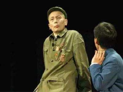 新中国第一骗,骗官一路升至处级干部,作为代表