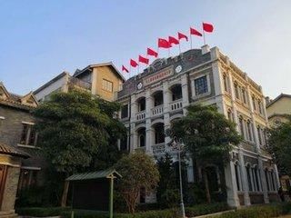 冯小刚花3500万建《芳华》拍摄场地成旅游景