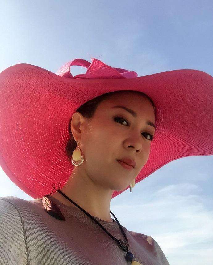 央视女主播文静私下生活照, 与镜头前判若两人