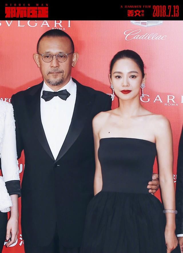 姜文老婆周韵美过冻龄女神许晴,网友:当导演的眼光就是毒辣!