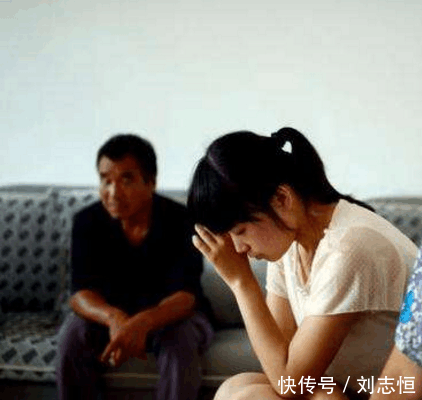 女子婚前怀孕, 订婚婆婆一分钱彩礼都不给, 结婚