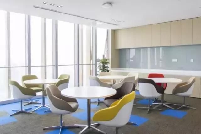 一个更好的互联工作场所,上海华为办公室