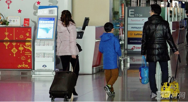 春运离京途:回家的路多远都要赶 春运离京途:回家的路多远都要赶