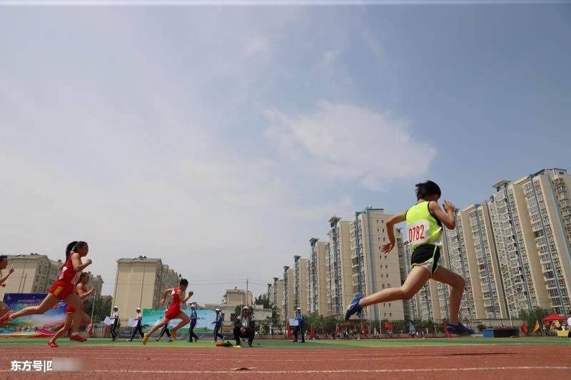 2018年运城中学生田径运动会暨教职工羽毛球