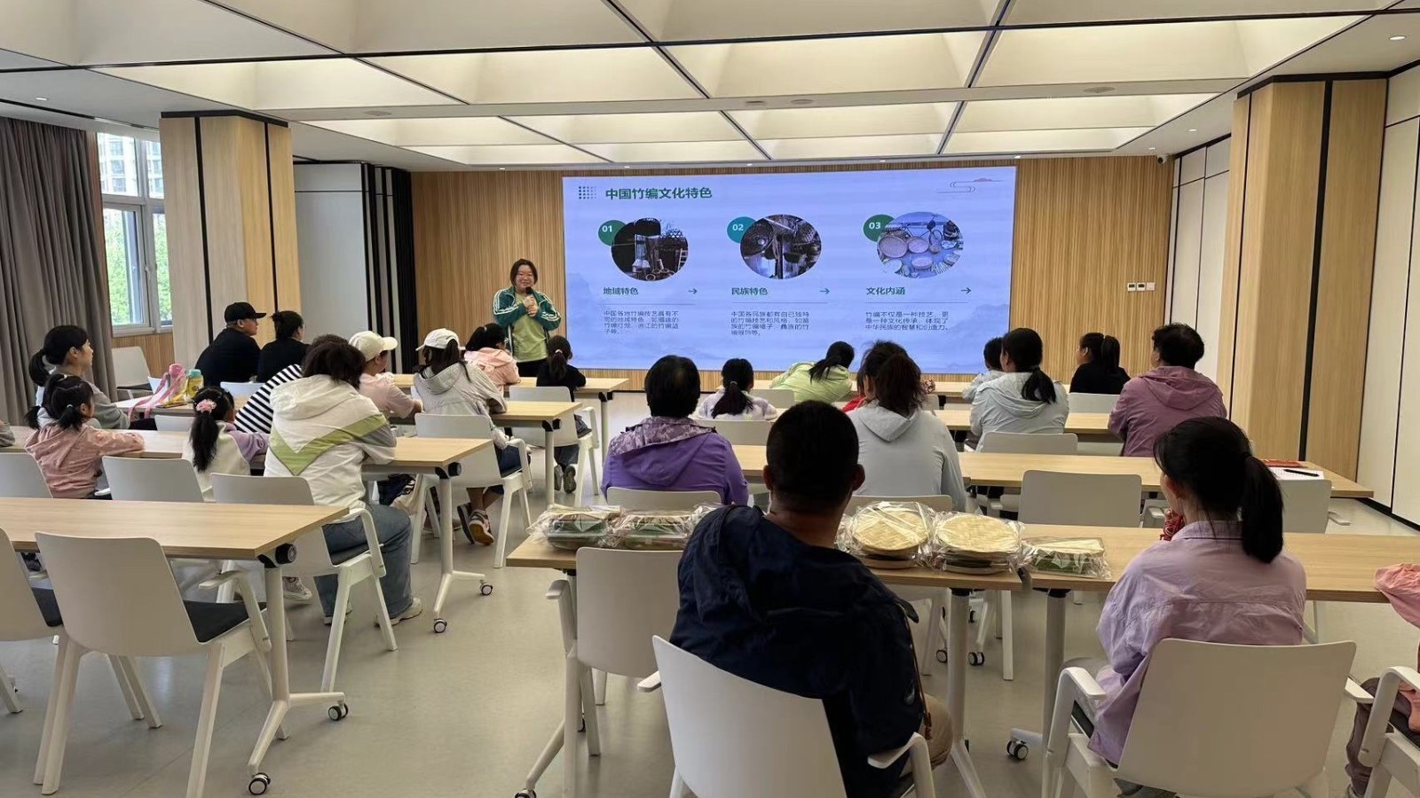 走近非遗技艺竹编,文景少年感受“指尖上的艺术” 走近非遗技艺竹编,文景少年感受“指尖上的艺术”