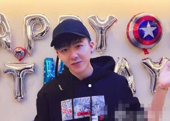 抖音宁哥照常直播被打,男网友们表示:撩别人