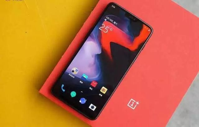 小米8备货量曝光,你能抢到算我输!