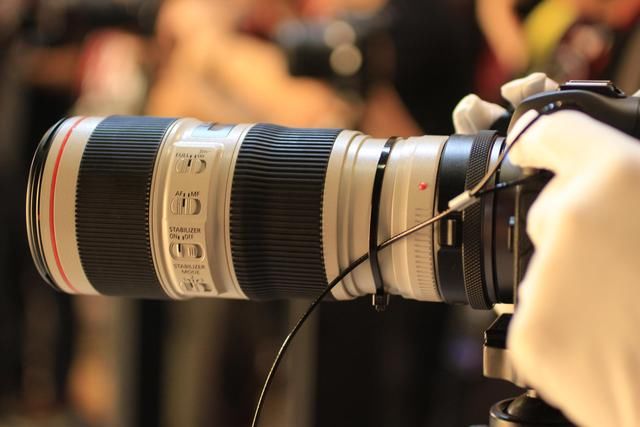 牙膏还有吗?亲自去挤!佳能EOS-R发布会亲历记