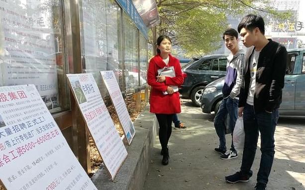 春节后大量工厂面临招工荒,总是招不够员工,员