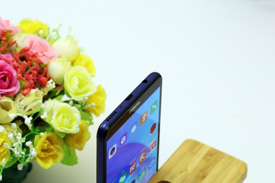 618热销千元旗舰,华为畅享8 Plus上手体验