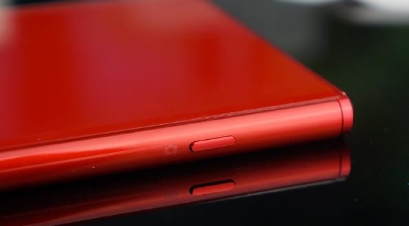 骁龙835+3230mAh电池,索尼XZP,红色毒药,美